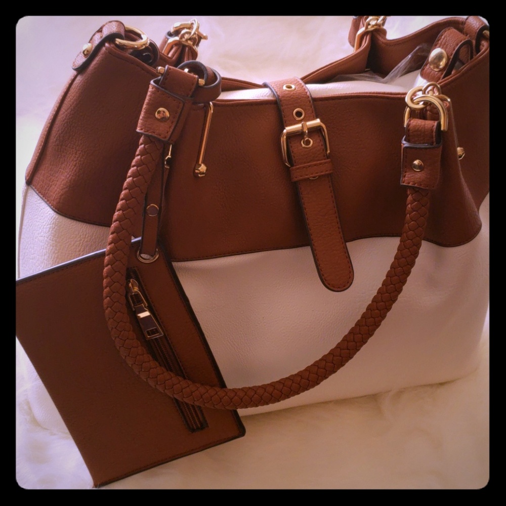 Beautiful Wilson Leather Bag